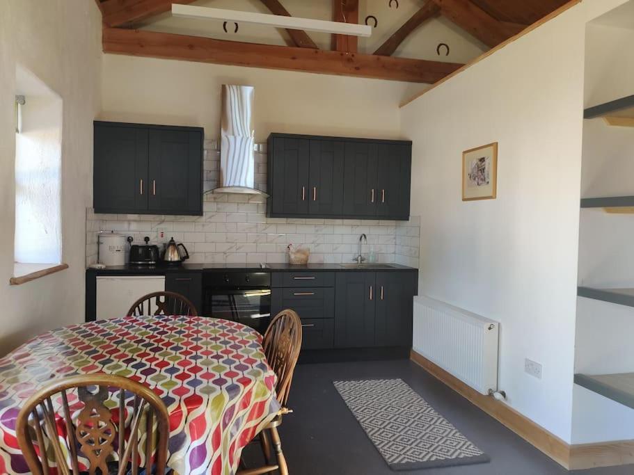 Kingsford Renovated Old Cottage ويكسفورد المظهر الخارجي الصورة